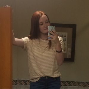 Meet your Posher, Hallie